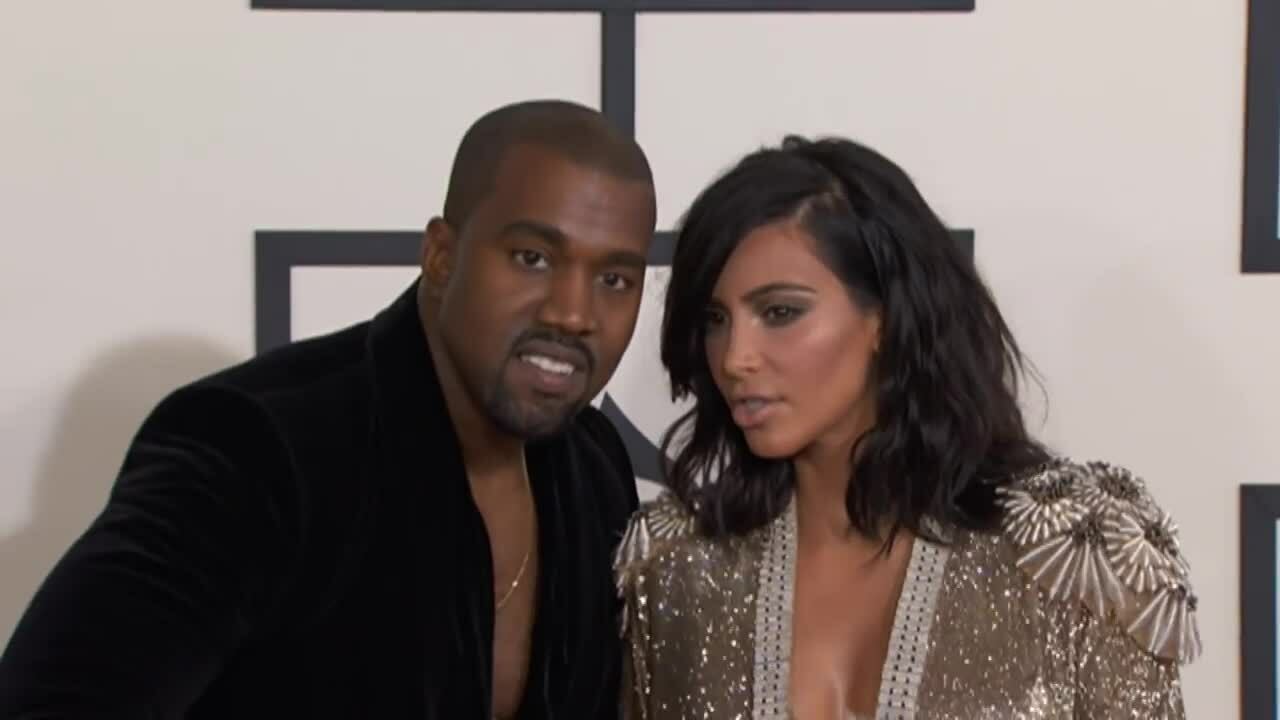 Kanye West và Kim tại lễ trao giải Grammy 2015