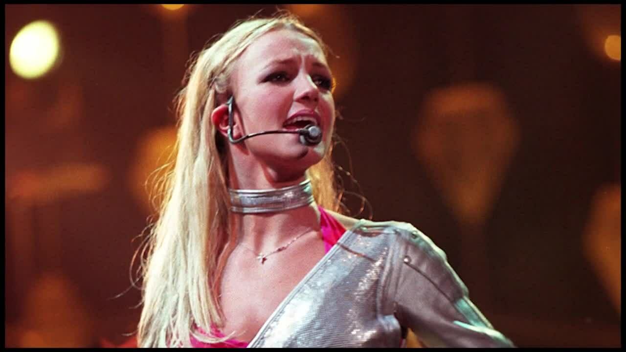 Khung đoạn giới thiệu của Britney Spears
